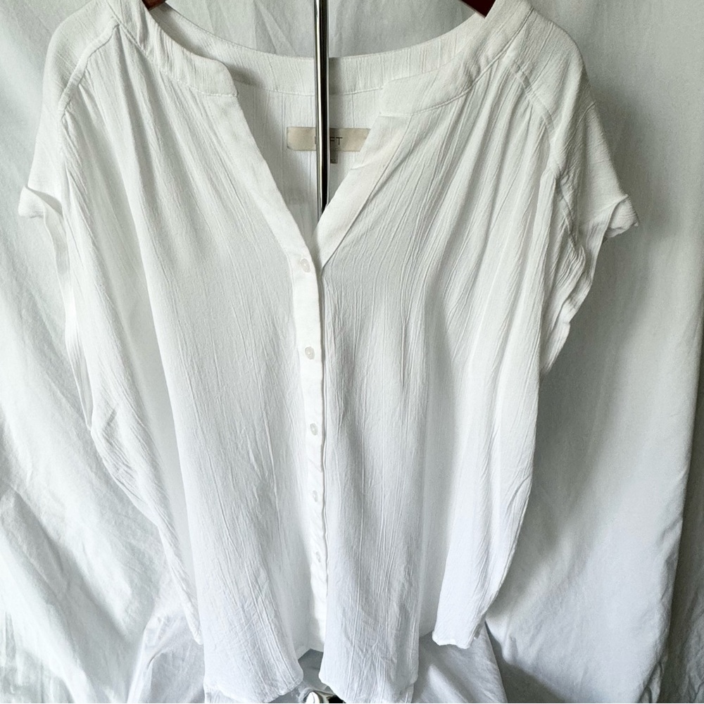LOFT white button down short sleeve shirt